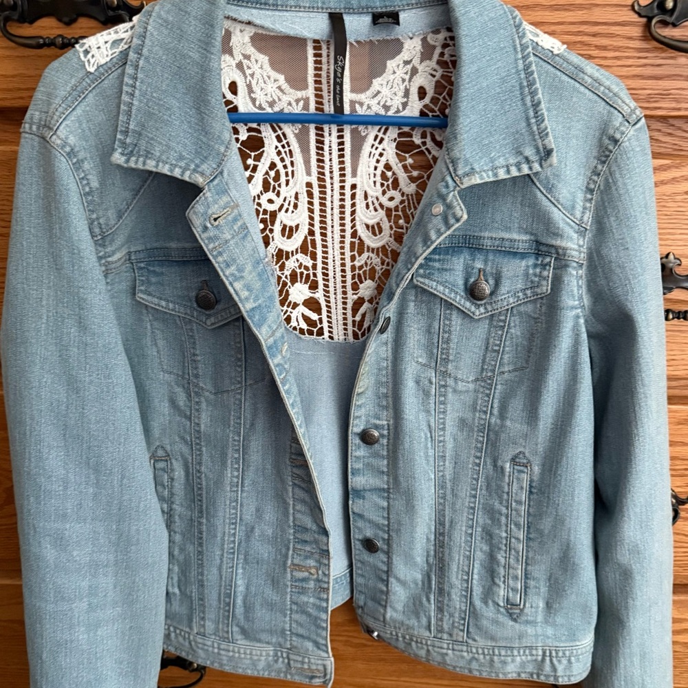 Lace insert women's denim jean jacket large